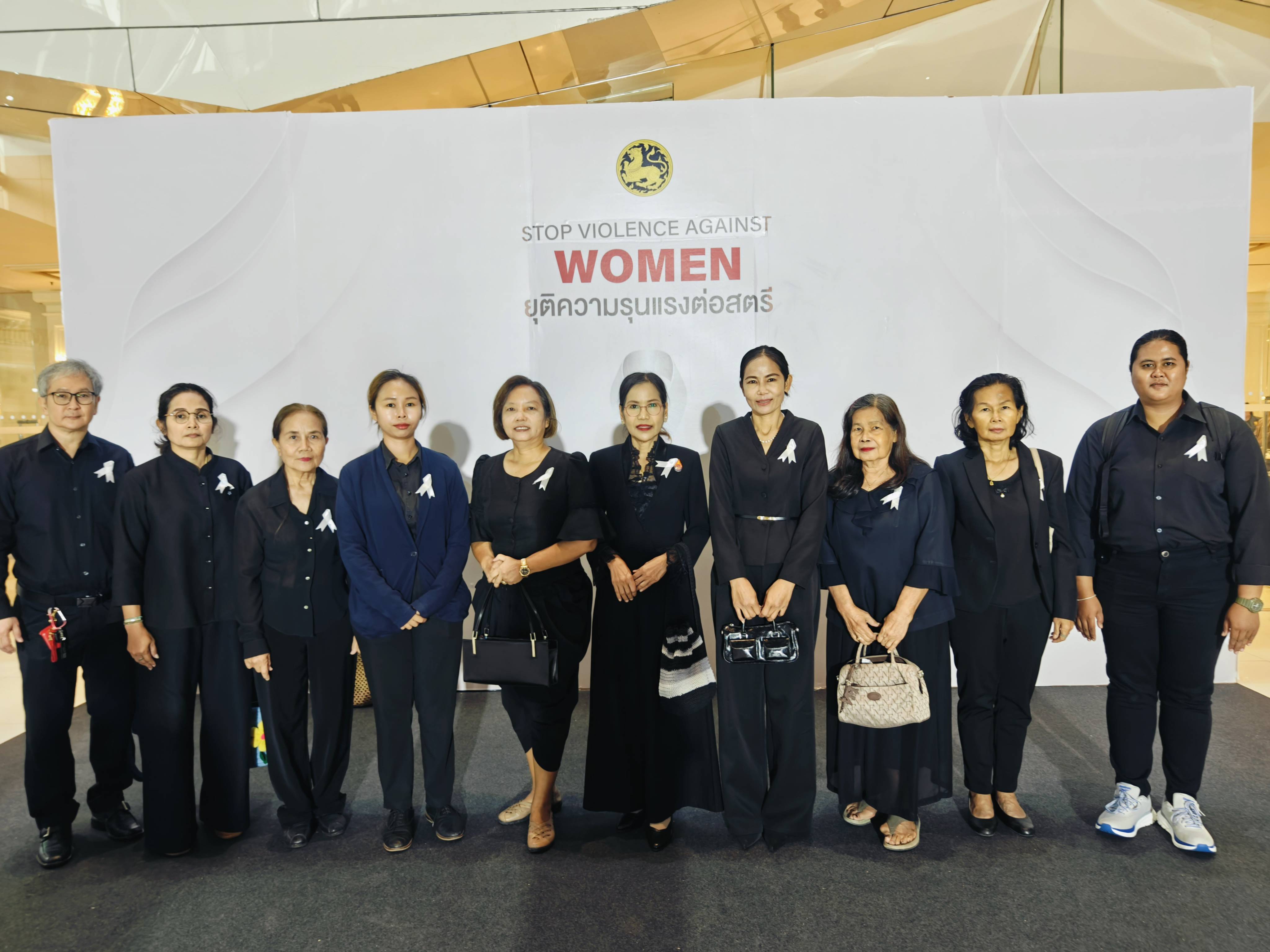 สพอ. พุทธมณฑล เข้าร่วมการประชุม Kick - Off มอบนโยบายและแนวทางการขับเคลื่อนการดำเนินงานด้านการยุติความรุ่นแรงต่อสตรีในระดับพื้นที่ 